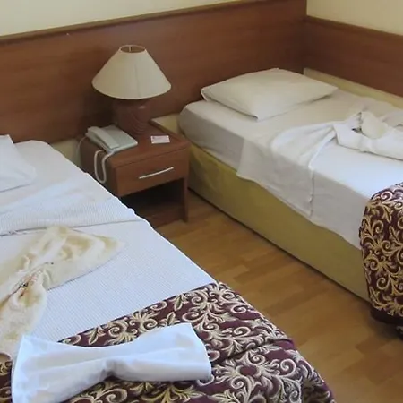 Отель Ipek 2*